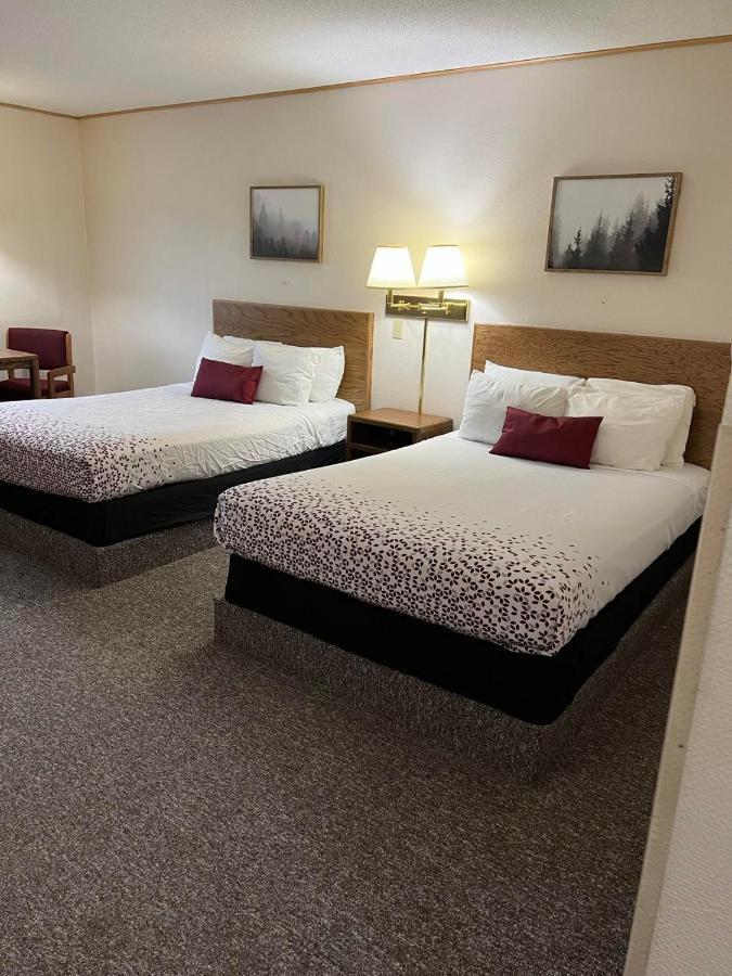 Northwoods Motel Ladysmith 外观 照片