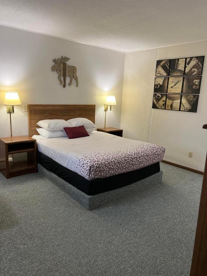 Northwoods Motel Ladysmith 外观 照片