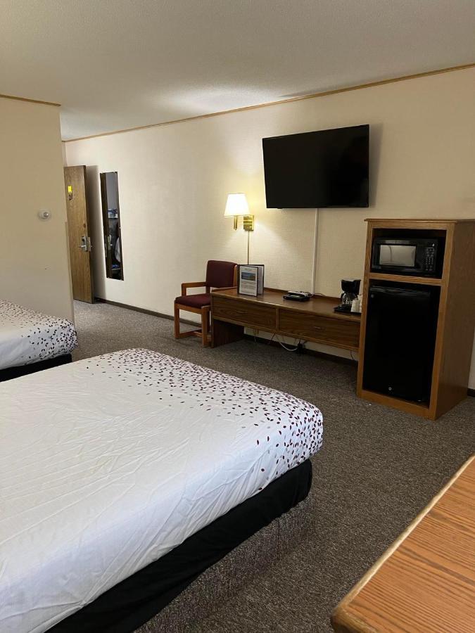 Northwoods Motel Ladysmith 外观 照片